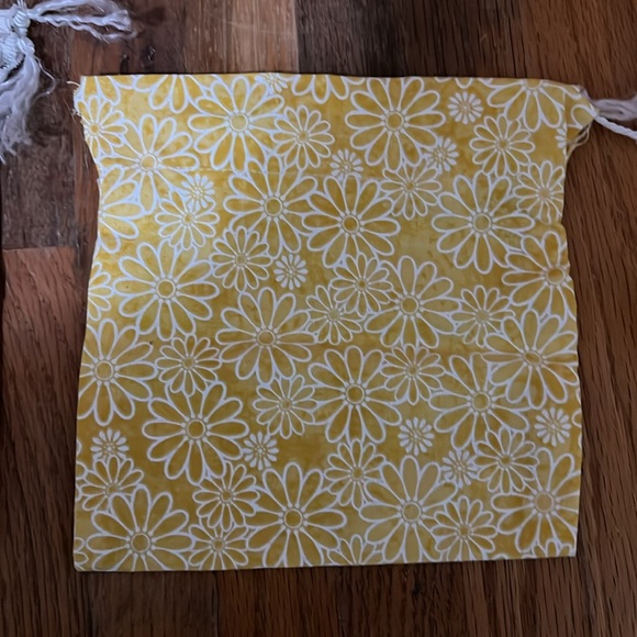 Drawstring bags - Picture 4 of 6